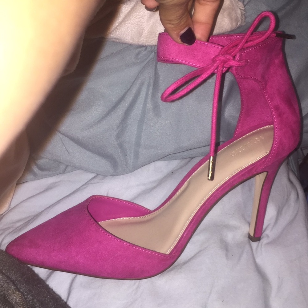 pink heels